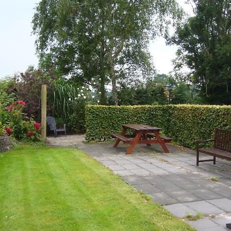 Bed and Breakfast De Stjelp Pleats Lemmer Exterior foto