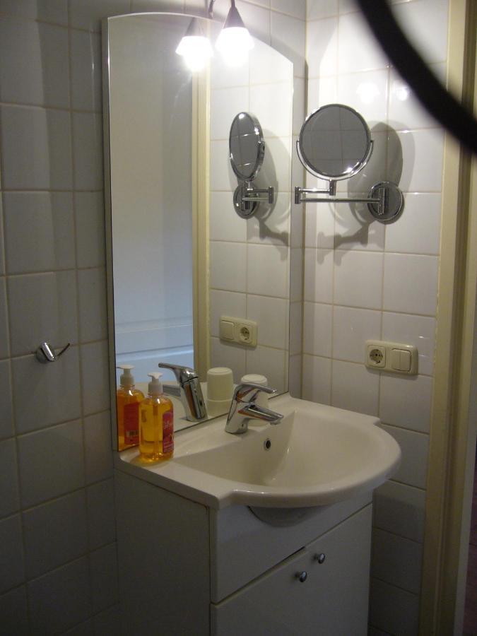 Bed and Breakfast De Stjelp Pleats Lemmer Exterior foto