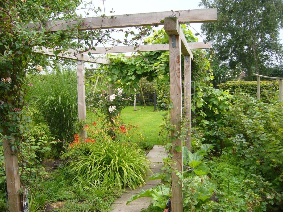 Bed and Breakfast De Stjelp Pleats Lemmer Exterior foto