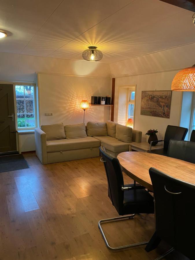 Bed and Breakfast De Stjelp Pleats Lemmer Exterior foto